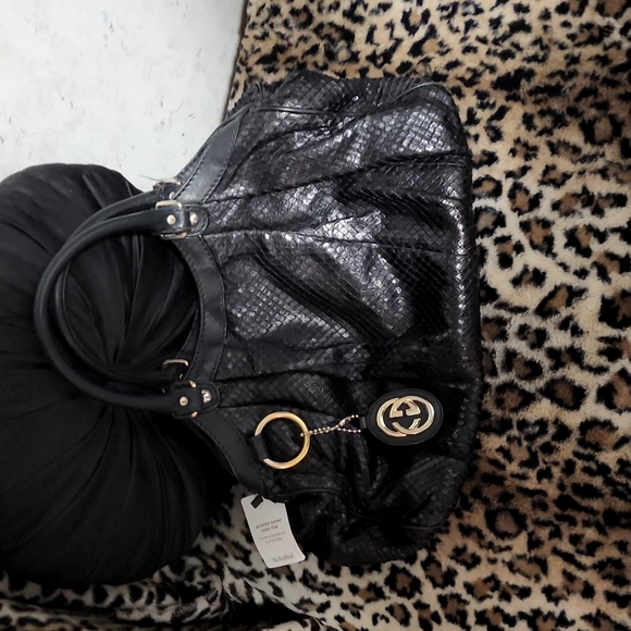 Gucci Medium Python Sukey Tote - Picture 2 of 4